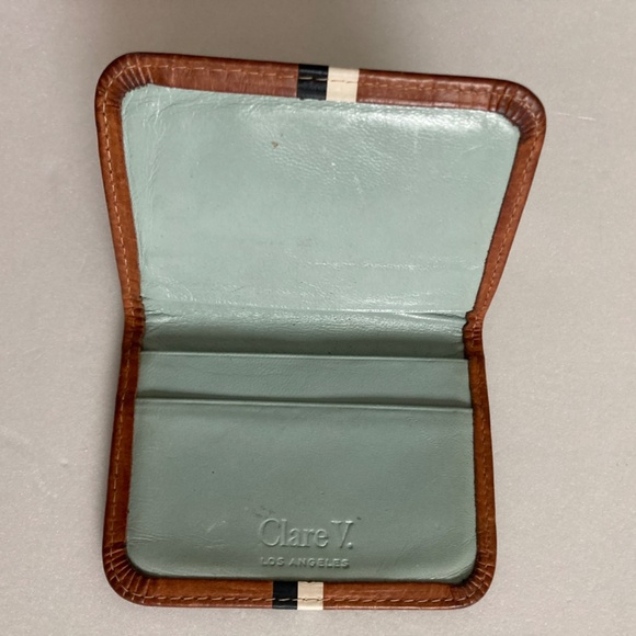 Clare V. men’s leather wallet - Picture 3 of 5